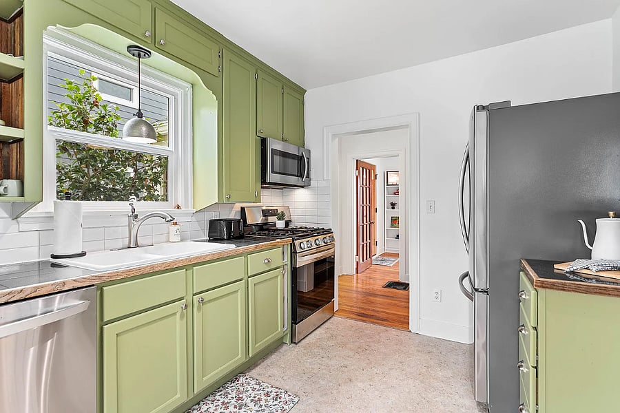 Furnished Finder property 1021893_1 photo 11