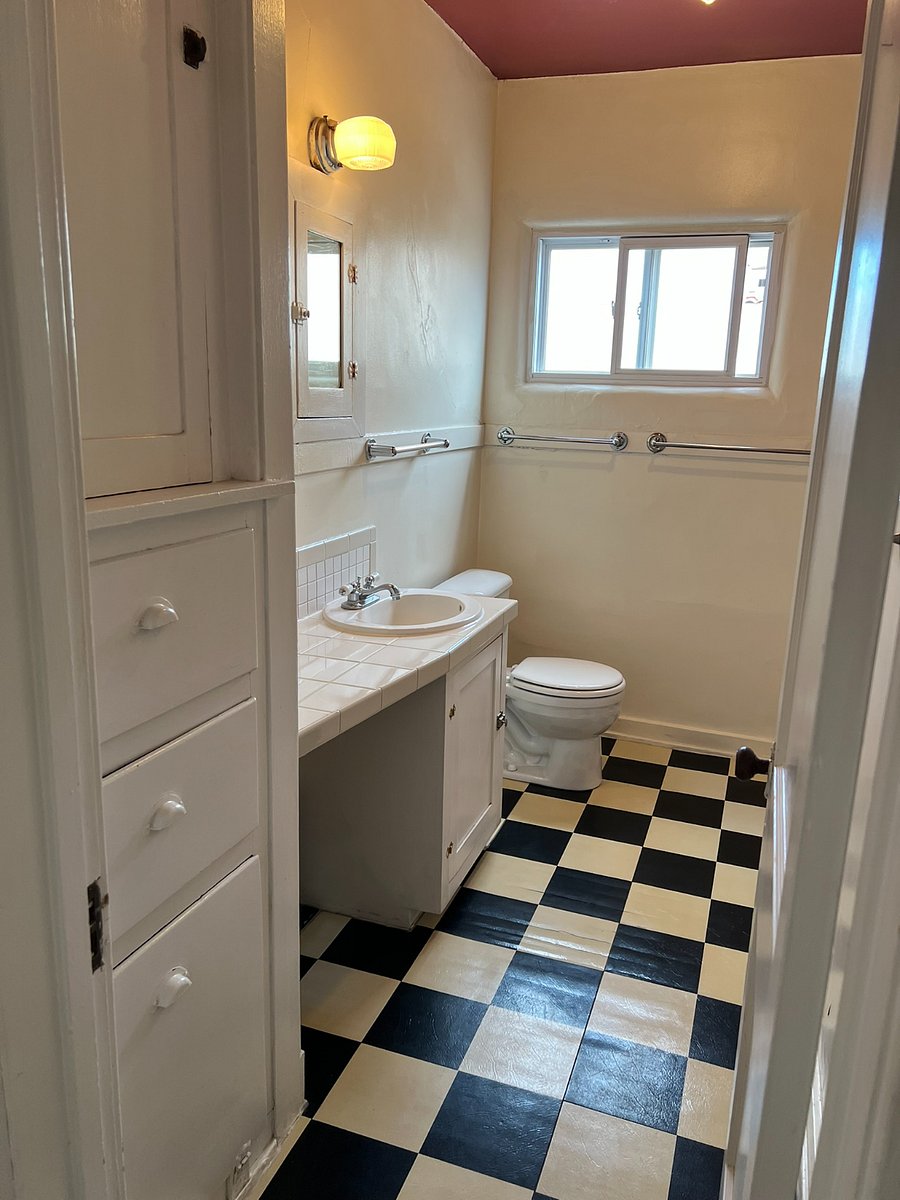 Furnished Finder property 1021894_1 photo 15