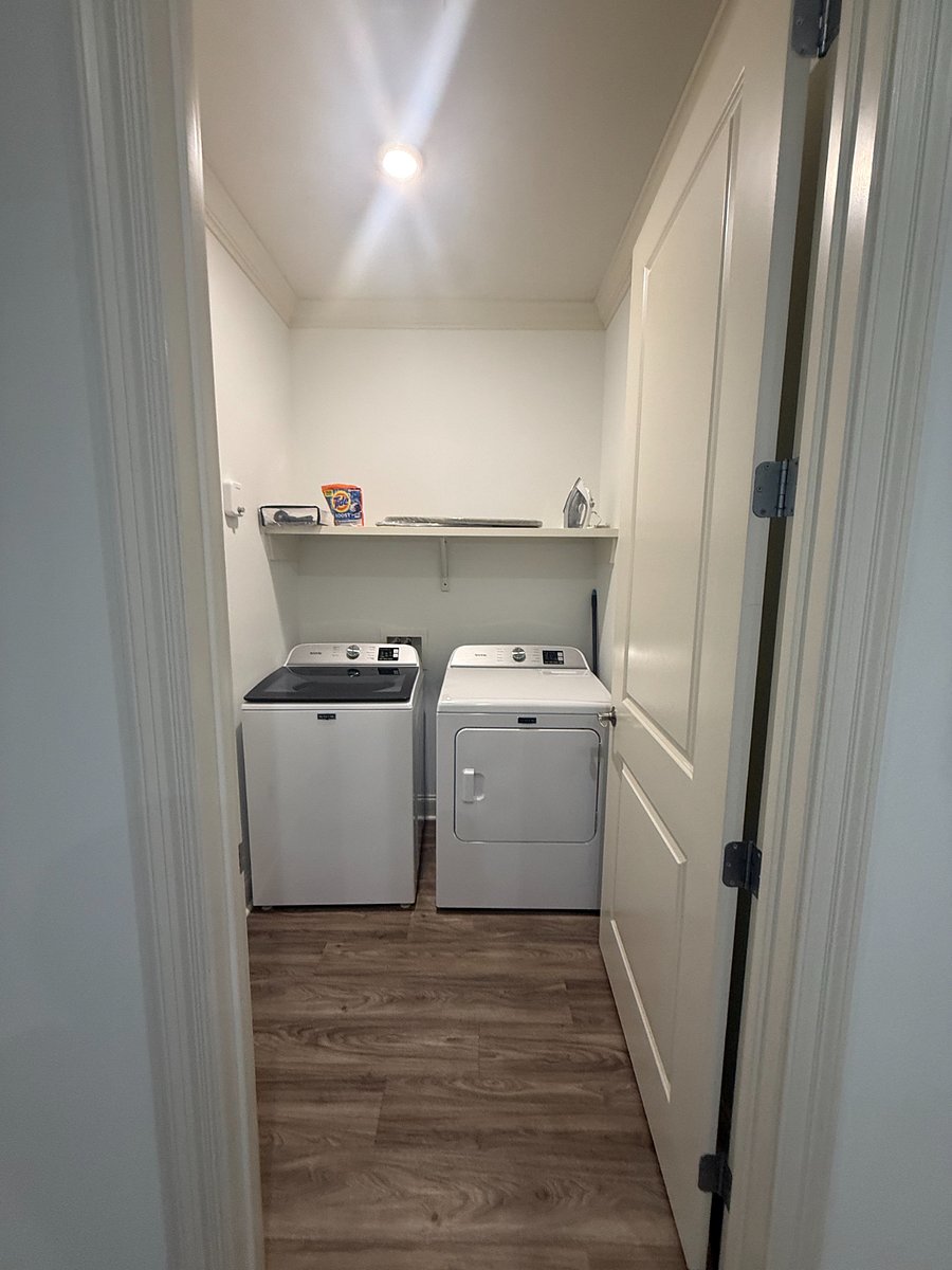 Furnished Finder property 1021900_1 photo 13