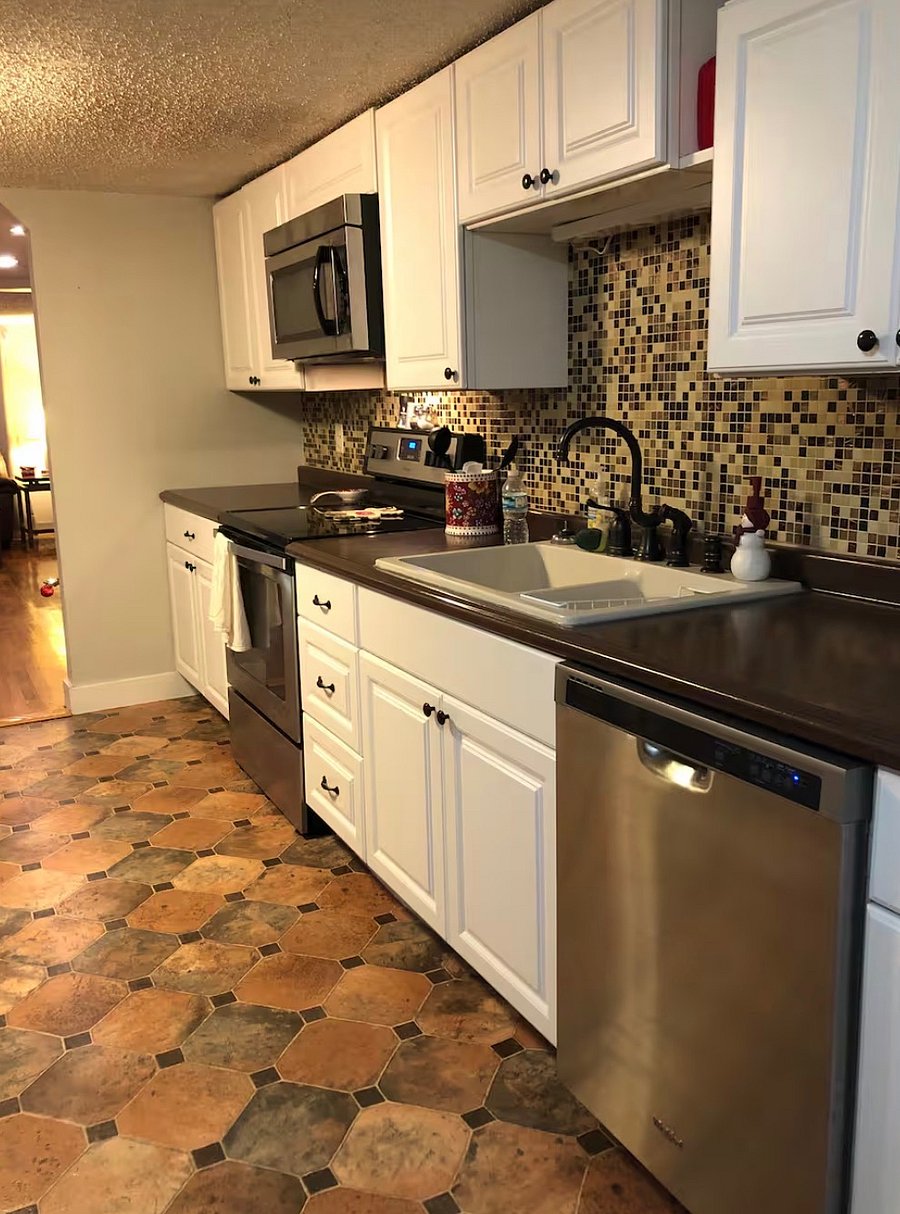 Furnished Finder property 1021918_1 photo 12
