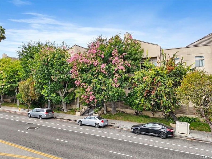 Furnished Finder property 1021927_1 photo 29