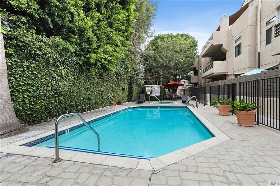 Furnished Finder property 1021927_1 photo 21