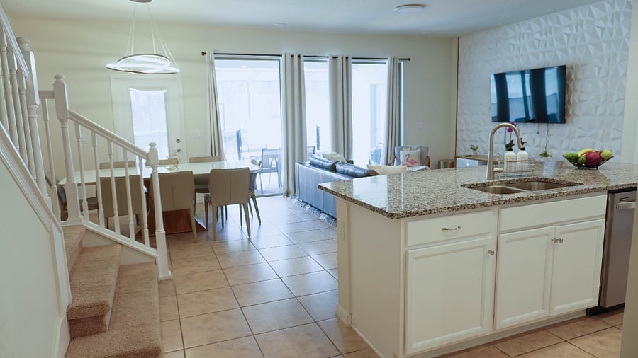 Furnished Finder property 1021932_1 photo 4