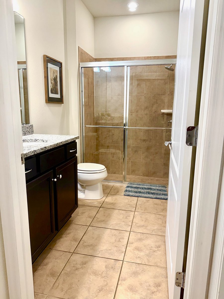 Furnished Finder property 1021932_1 photo 32
