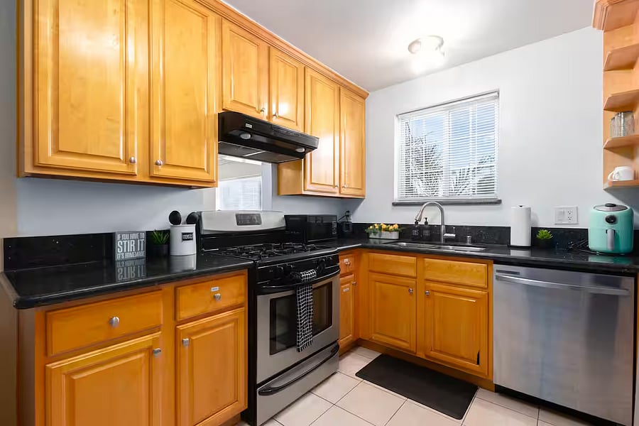 Furnished Finder property 1021949_1 photo 9