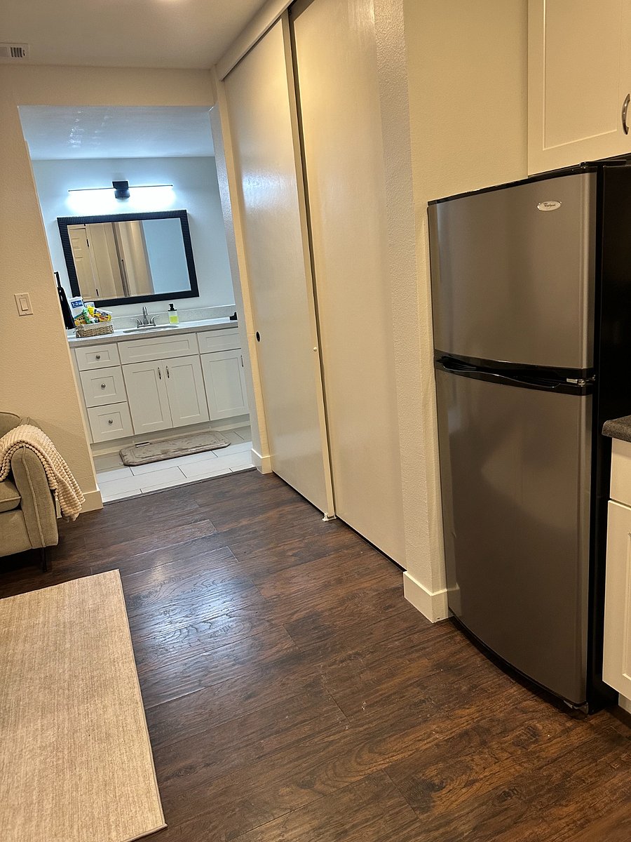 Furnished Finder property 1022024_1 photo 13