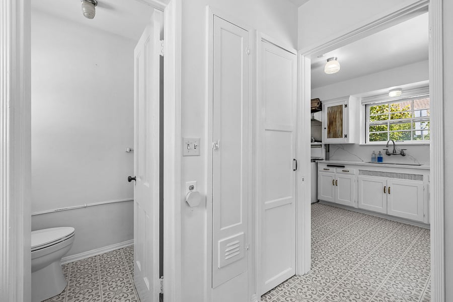 Furnished Finder property 1022045_1 photo 24