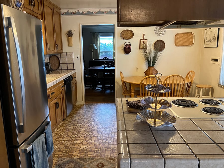 Furnished Finder property 1022051_1 photo 9