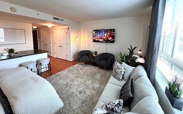 Furnished Finder property 1022054_1 photo 8