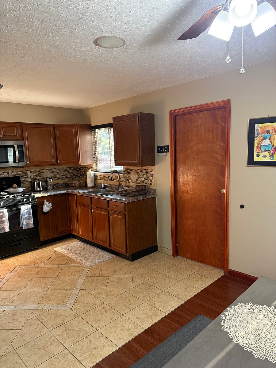 Furnished Finder property 1022056_1 photo 15