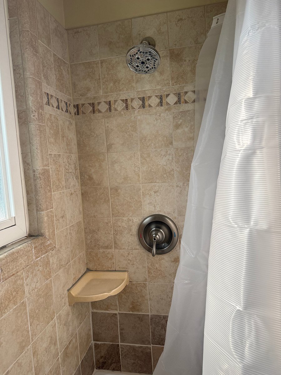 Furnished Finder property 1022056_1 photo 23