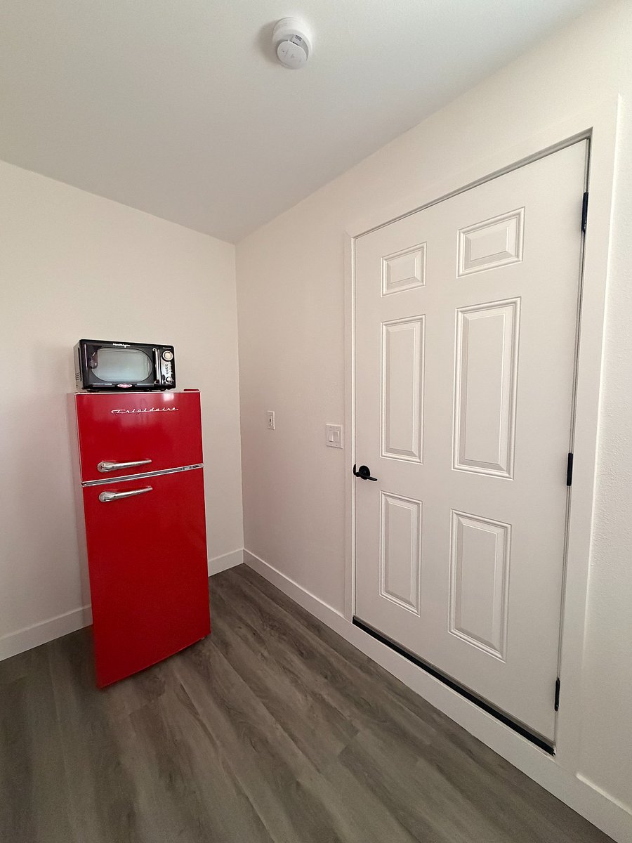 Furnished Finder property 1022067_1 photo 3