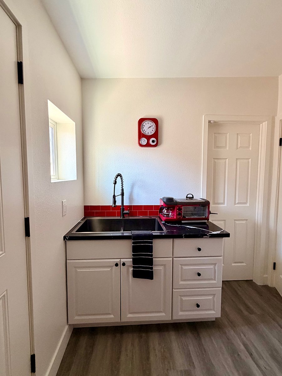 Furnished Finder property 1022067_1 photo 2