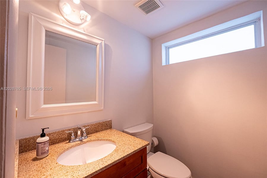 Furnished Finder property 1022074_1 photo 12