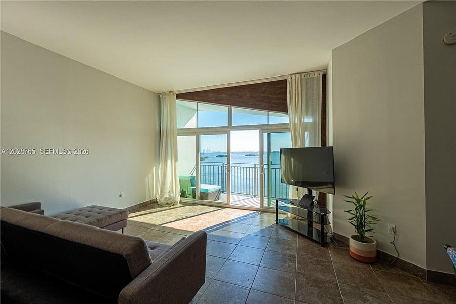 Furnished Finder property 1022074_1 photo 13
