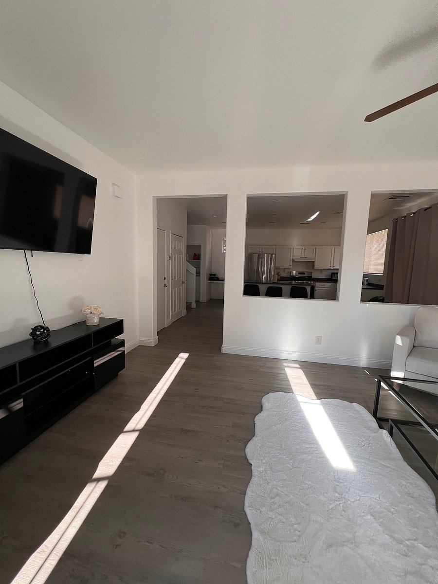 Furnished Finder property 1022075_1 photo 2