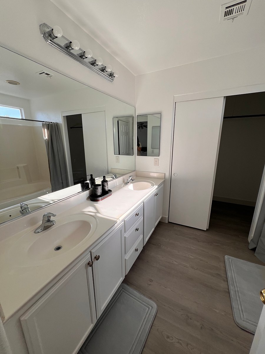 Furnished Finder property 1022075_1 photo 15