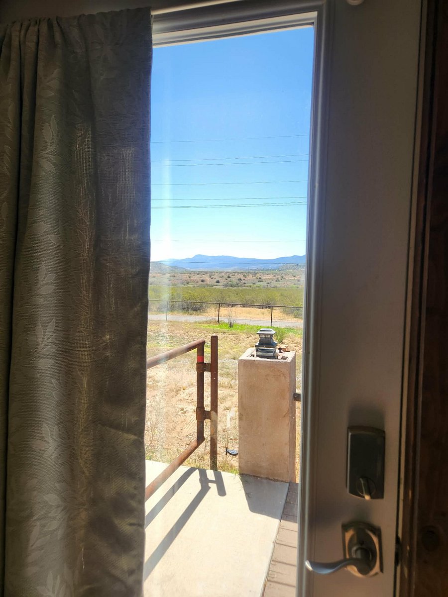 Furnished Finder property 1022104_1 photo 3