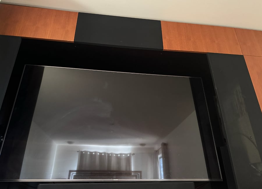 Built in entertainment center with Smart TV/Apple TV.