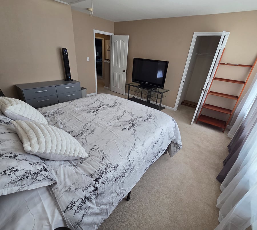 Furnished Finder property 1022132_1 photo 1