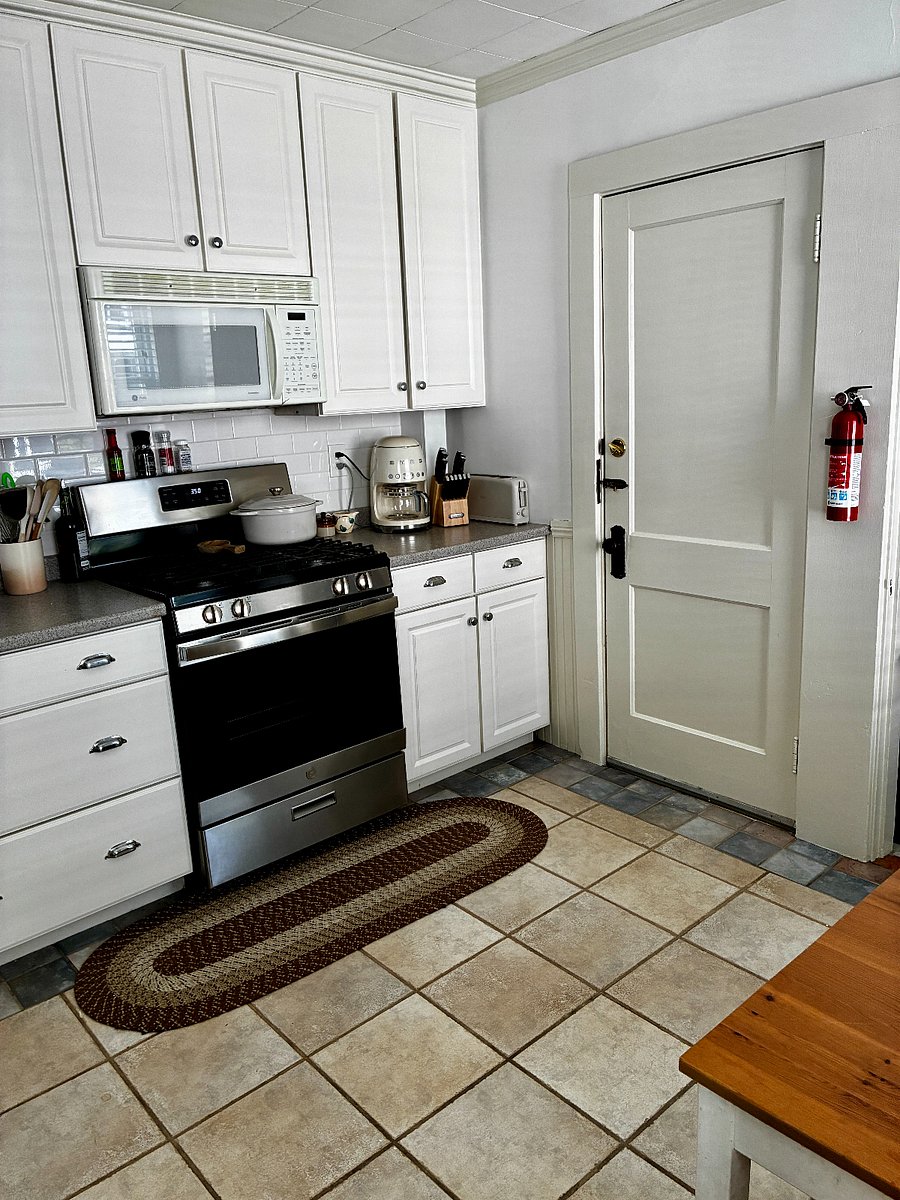 Furnished Finder property 1022133_1 photo 6