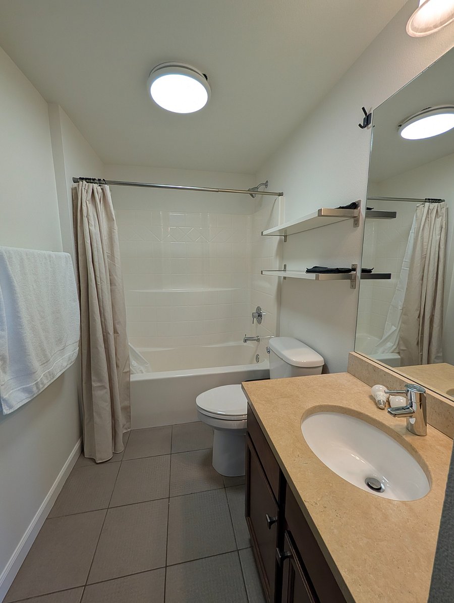 Furnished Finder property 1022137_1 photo 32