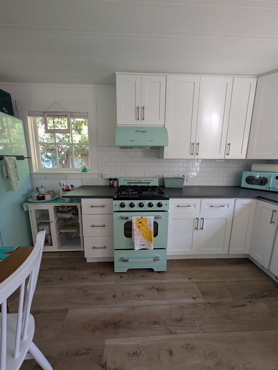 Furnished Finder property 1022150_1 photo 3