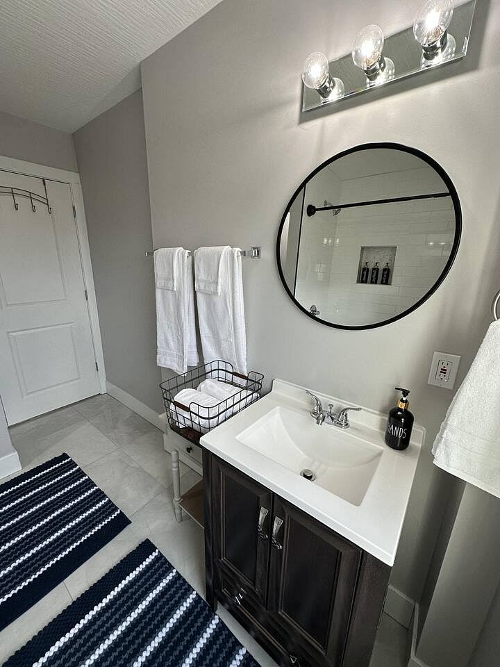 Furnished Finder property 1022234_1 photo 7