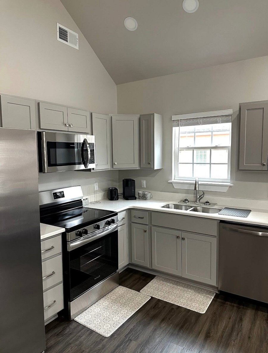 Furnished Finder property 1022240_1 photo 3