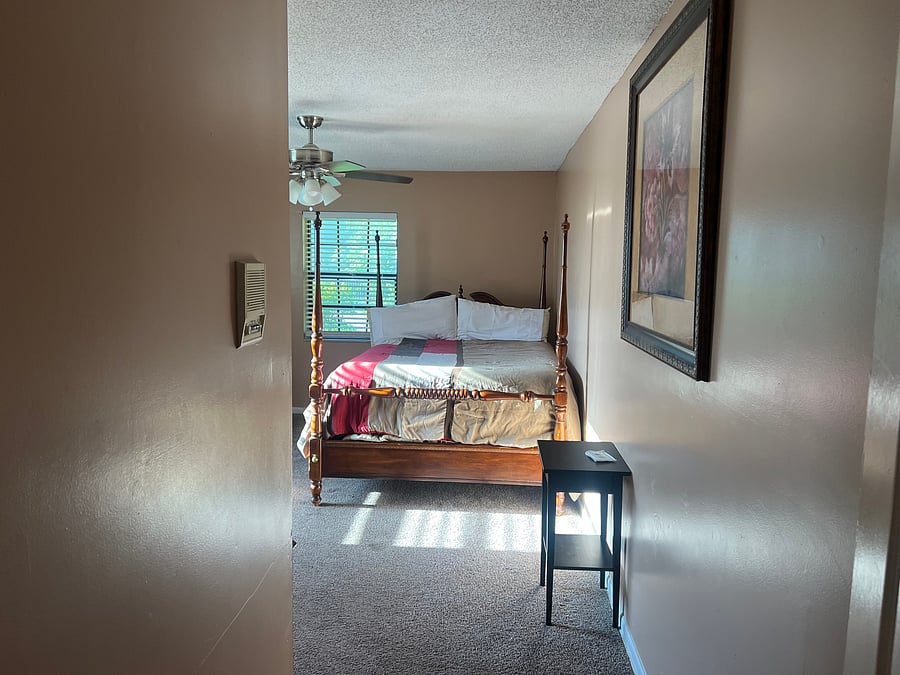 Furnished Finder property 1022242_1 photo 9