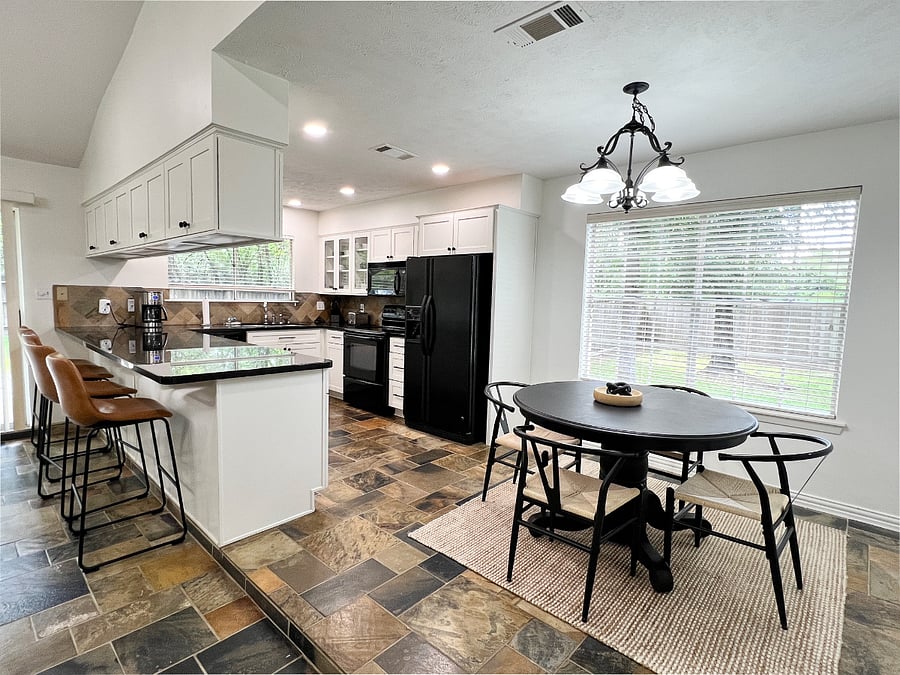 Furnished Finder property 1022271_1 photo 7