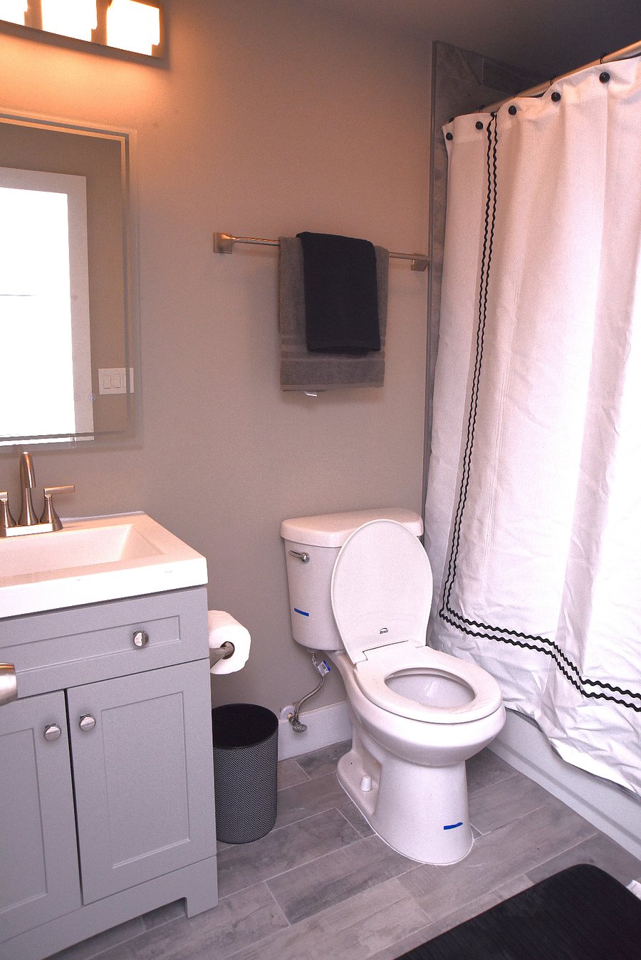 En-suite bathroom