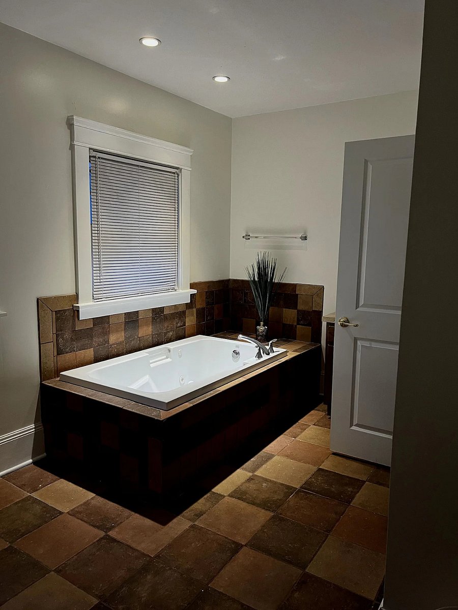 Furnished Finder property 1022301_1 photo 12