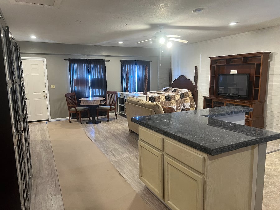 Furnished Finder property 1022305_1 photo 3