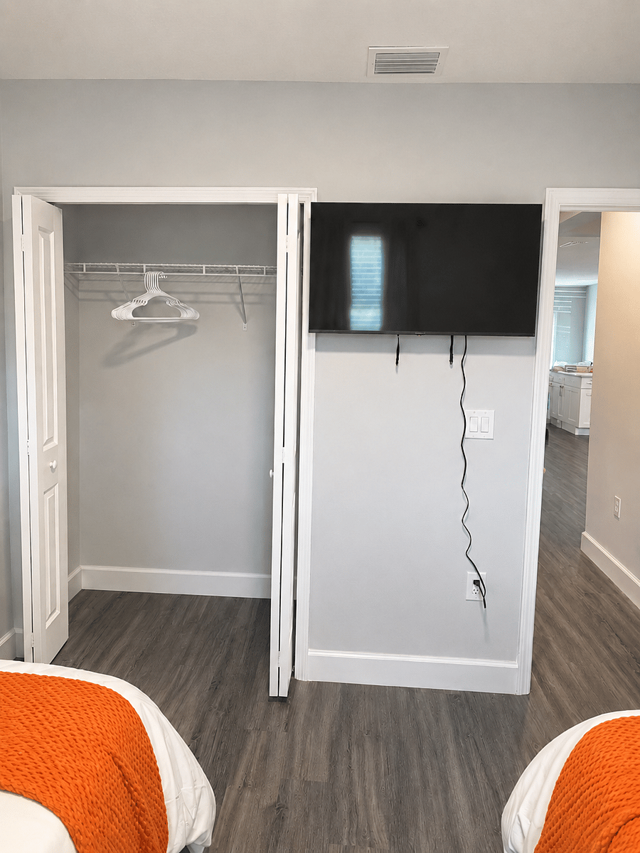 Furnished Finder property 1022306_1 photo 16