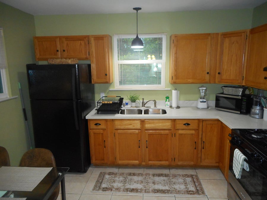 Full size refrigerator with ice-maker