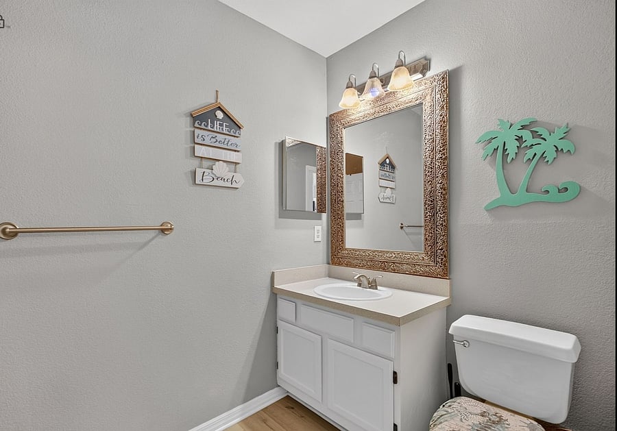 Furnished Finder property 1022358_1 photo 35