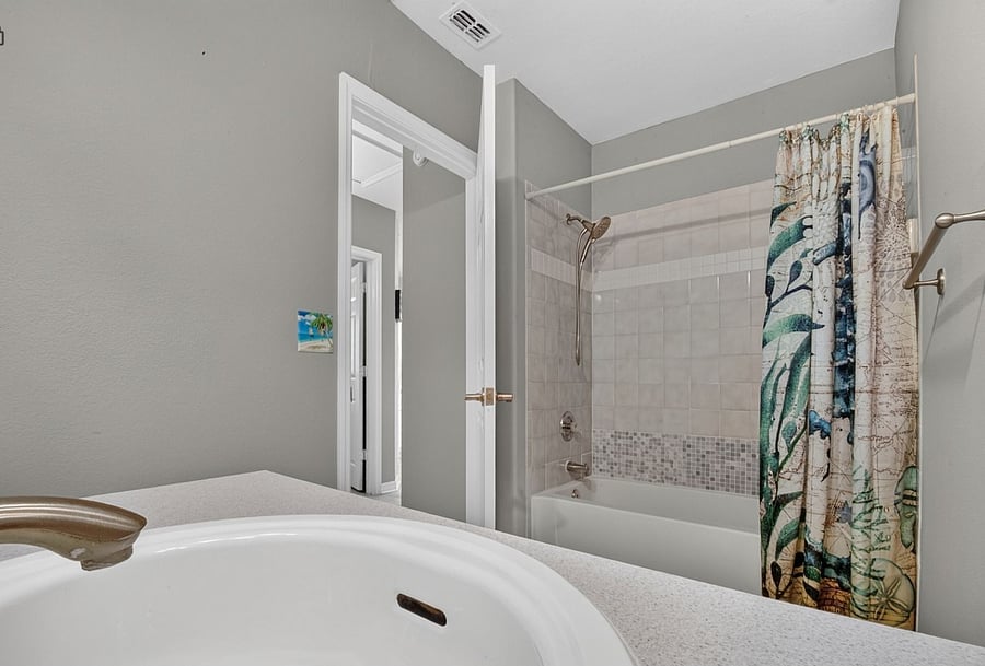 Furnished Finder property 1022358_1 photo 34