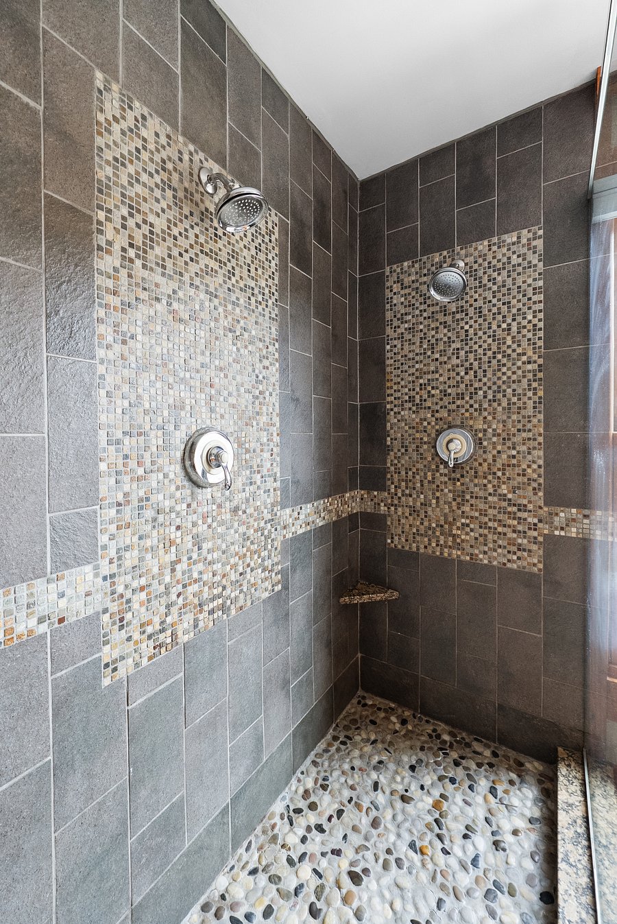 Furnished Finder property 1022359_1 photo 50