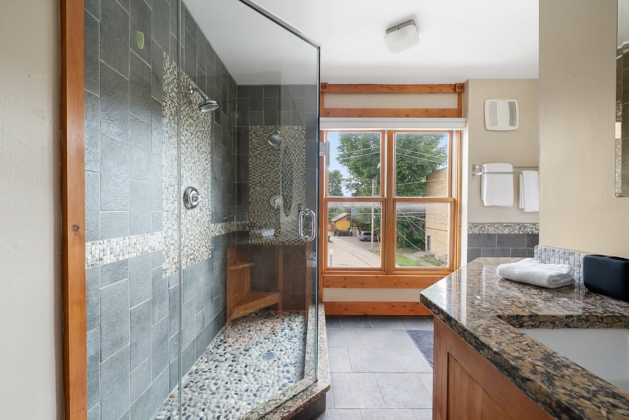 Furnished Finder property 1022359_1 photo 34