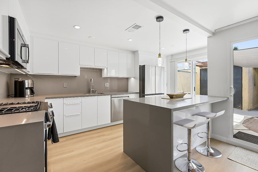 Furnished Finder property 1022386_1 photo 4