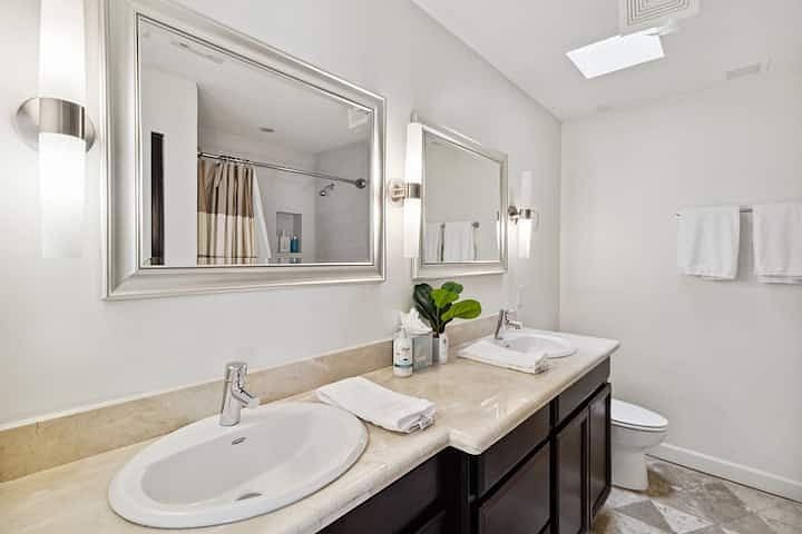 Furnished Finder property 1022389_1 photo 12