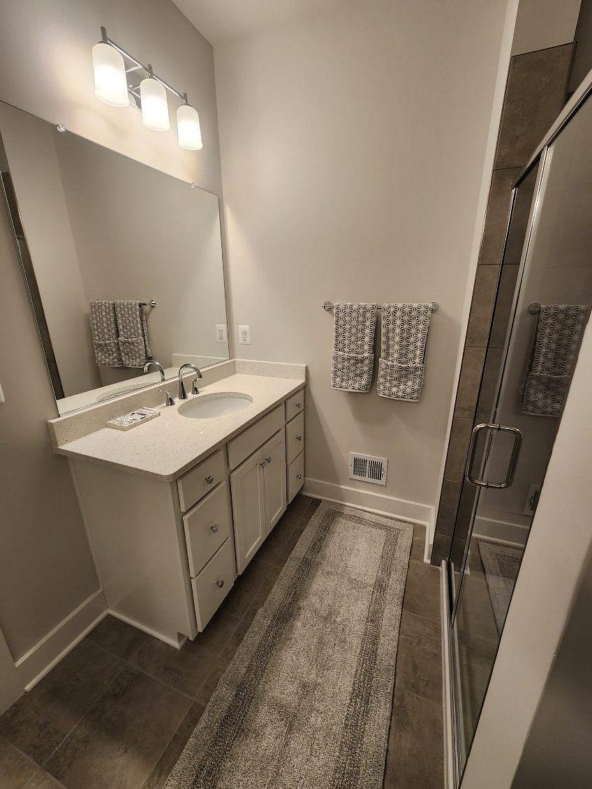 Furnished Finder property 1022400_1 photo 22