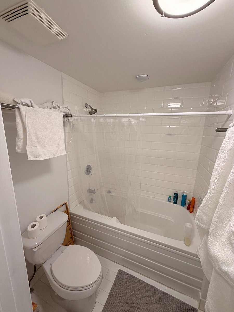 Furnished Finder property 1022414_1 photo 24