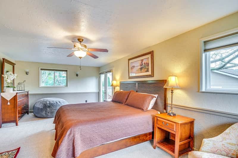 Master Bed 1