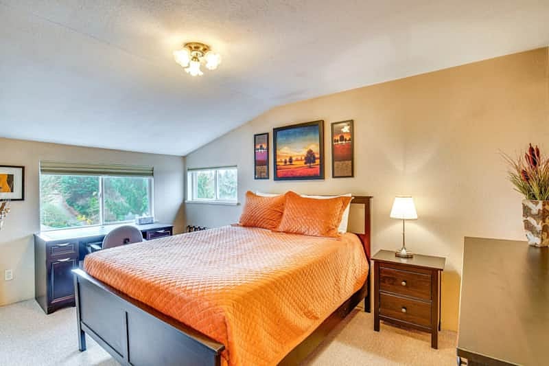 Upstairs Bed 4