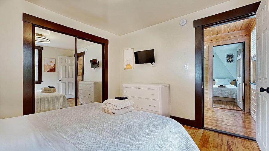 Furnished Finder property 1022434_1 photo 14
