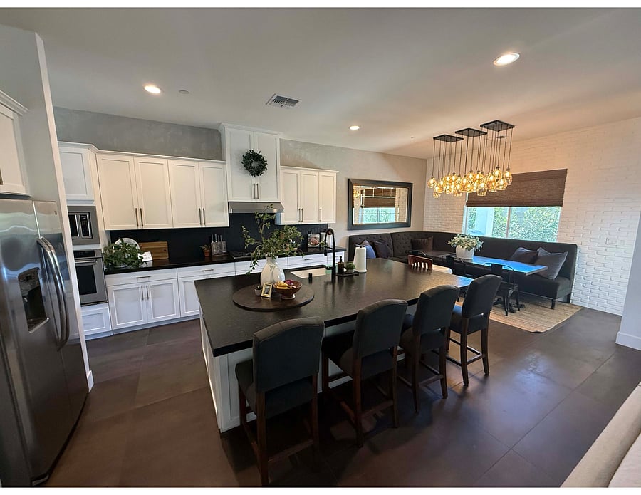 Common area kitchen