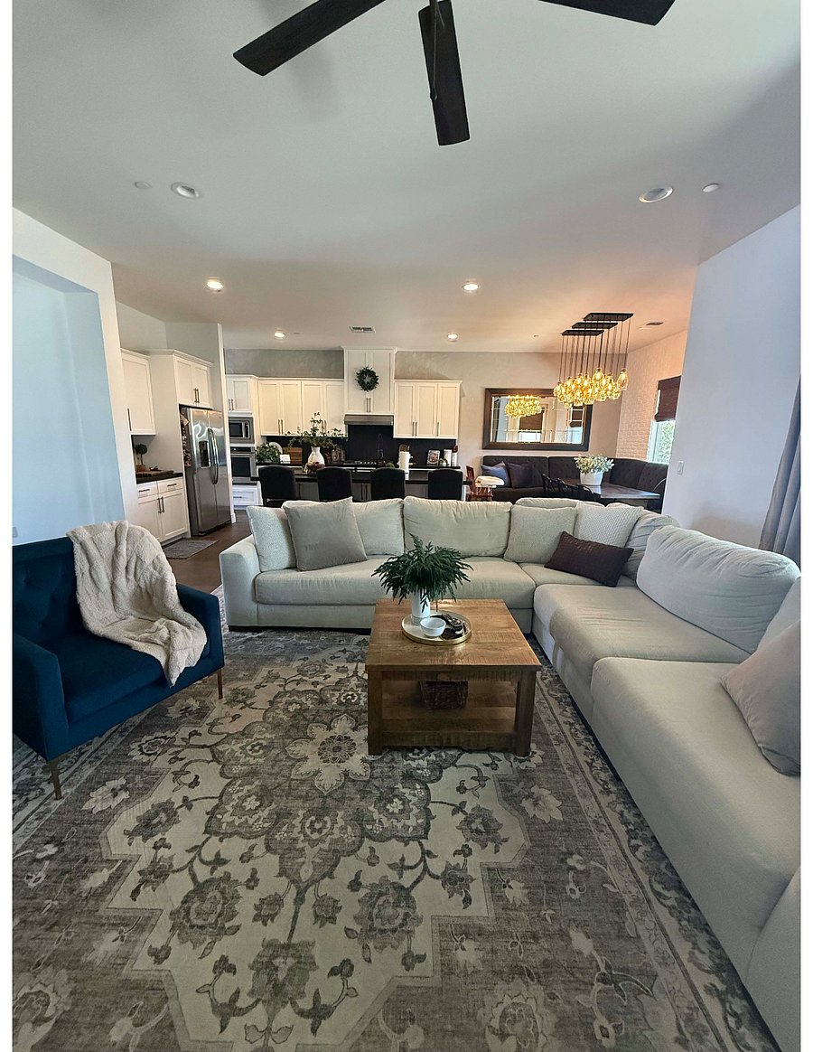 Common area family room