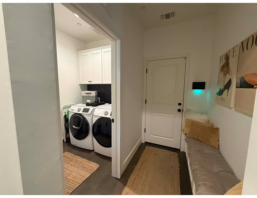 Common area laundry room